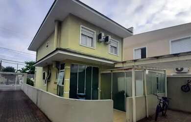 Imagem 4: Casa com 3 dormitórios à venda, 1 m² por R$ 460.000,00 - Rio Branco - Canoas/RS