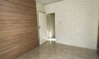 Imagem 5: Casa comercial com 4 salas e 1 vaga para locação no Centro de Nova Friburgo - RJ