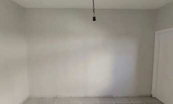 Imagem 3: Casa com 1 dormitório para alugar, 30 m² por R$ 600/mês - Parque Santa Edwiges - Bauru/SP