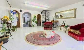 Imagem: Casa mobiliada com três (3) dormitórios