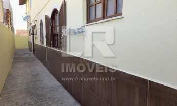 Imagem 3: Apartamento térreo em condomínio à poucos metros da praia do Popeye *CC-09AP