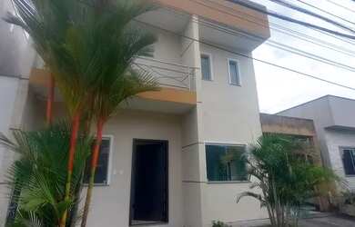 Imagem 3: PRA VENDA OU LOCAÇÃO: CASA 4/4 SENDO 1 SUÍTE COM SACADA/2 PAV/2VGS/GREEN VILLE EXCLUSIVE