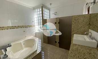 Imagem 2: Casa com 6 Dormitórios sendo 5 Suítes, 500 m² , Piscina, Espaço Gourmet para aluguel por R