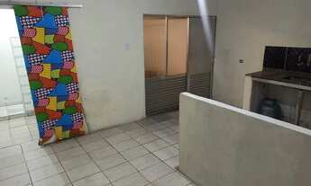 Imagem 3: Aluga-se kitnet quarto grande junto com cozinha, banheiro e área de serviço