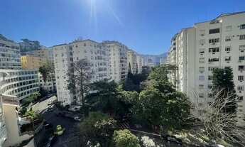 Imagem 2: Apartamento para venda com 140 metros quadrados com 3 quartos em Laranjeiras - Rio de Jane