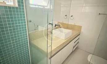 Imagem 3: Apartamento com 110m2 localizado numa região privilegiada com 3 quartos sendo uma suíte, b