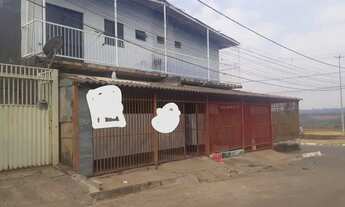 Imagem 2: Excelente Oportunidade para quem quer investir Casa de Esquina..