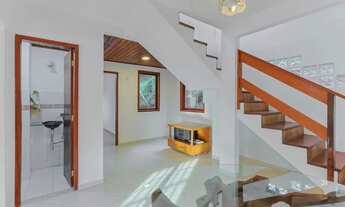 Imagem 2: Casa para Venda em Florianópolis, Córrego Grande, 4 dormitórios, 2 suítes, 3 banheiros, 2