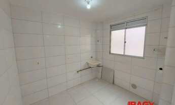 Imagem 6: Excelente Apartamento 2 dormitório(s) em Roçado - São José