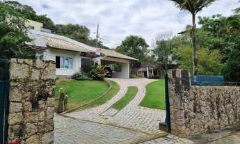 Imagem 3: Casa em Sambaqui