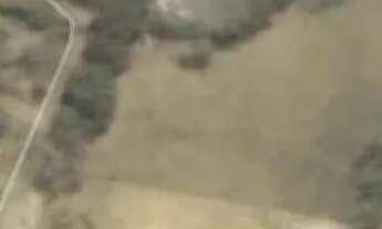 Imagem 4: Lotes planos de 100 M² com energia, água BRK, Lado cond Village Horto - Macaé - RJ