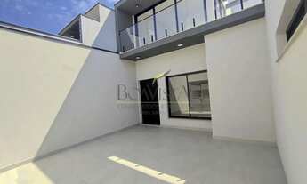 Imagem: Casa à Venda, 3 Quartos, 1 Suíte, 2 Vagas