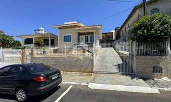 Imagem 3: Casas no bairro Barreiros, em São José- SC