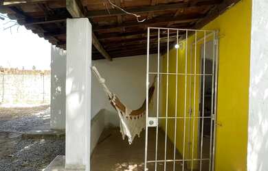 Imagem 6: Aluga-se casa com 2 quartos, sala, cozinha, banheiro e área de serviço