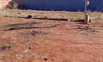 Imagem 2: Terreno para venda tem 300 metros quadrados em Residencial Viena - Quirinópolis - GO