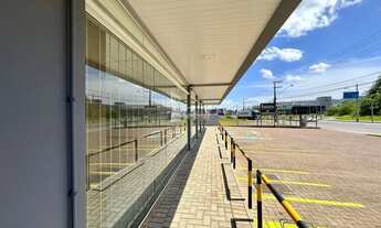 Imagem 4: Loja comercial com 220m², com layout versátil que permite adequações conforme a necessidad