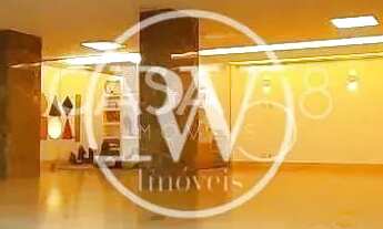 Imagem 2: Mansão Exclusiva de Alto Padrão no Condomínio do Lago | 830m²