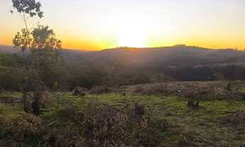 Imagem: Invista em Terreno Amplo e Bem Localizado