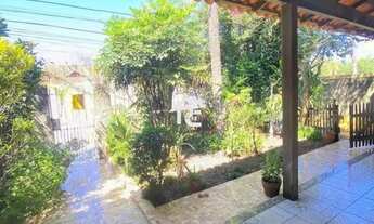 Imagem: Casa com 5 quartos à venda, 220 m² por