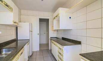 Imagem 6: 7 andar, suite, sacada e vaga livre, vista livre com sol!