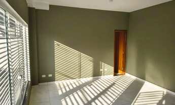 Imagem 2: Sala Comercial para Locação no Centro de Caraguatatuba-SP: 1 sala, 1 banheiro, 1 vaga de g