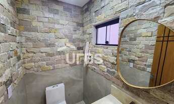 Imagem 3: Sobrado de rua - 3 Suítes - Jardim Atlântico