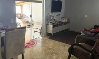 Imagem 4: Casa com piscina