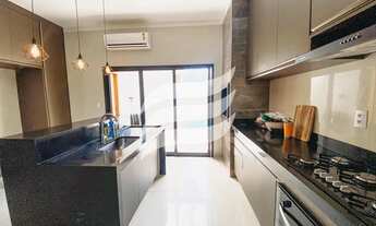 Imagem: Casa com 03 quartos e piscina à venda no