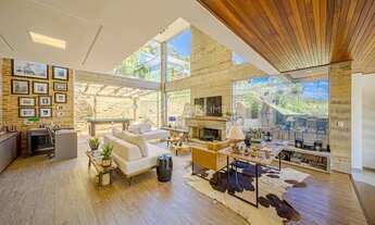 Imagem 4: CASA COM 3 SUÍTES INTEGRADA A NATUREZA