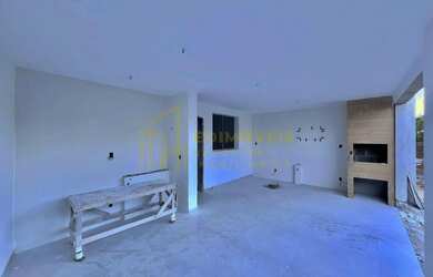 Imagem 2: Sensacional Casa Triplex em Morada de Laranjeiras: Perto de Tudo!