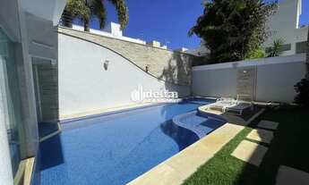 Imagem 3: Casa Mobiliada condomínio Villa do Sol disponível para locação e venda em Uberlândia-MG