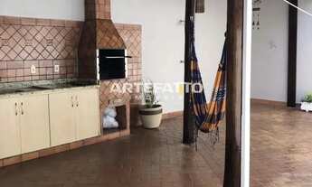 Imagem 3: Casa de 178m² com 3 dormitórios no bairro Parque do Castelo em Franca/SP