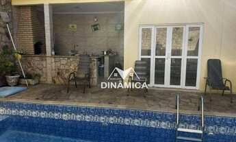 Imagem 4: Linda casa jardim Puch próximo avenida Ivo trevissan