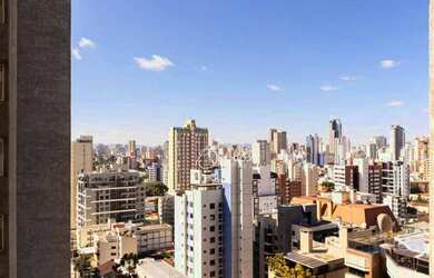 Imagem 3: FACE NORTE EM ANDAR ALTO, AMPLO APARTAMENTO À VENDA NO BIGORRILHO