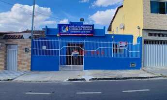 Imagem 2: Casa COMERCIAL Á VENDA no bairro do CRUZEIRO