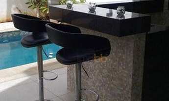 Imagem: Sobrado com 3 suítes à venda, 340 m²