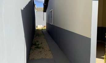 Imagem 3: Casa para venda possui 134 metros quadrados com 3 quartos<br>Corretora: Edna Gomes