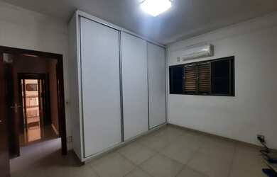 Imagem 6: Casa para venda tem 200 metros quadrados com 3 quartos