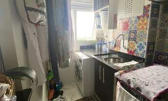 Imagem 6: Apartamento 2 dormitórios com armários, cozinha americana com armários e sala para 2 ambie