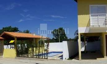 Imagem: Sobrado Geminado em condomínio bem localizado