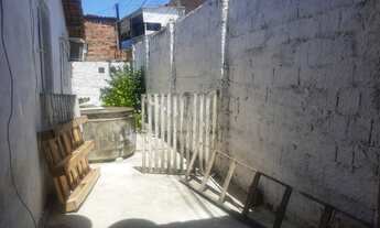 Imagem 6: Casa para venda com 200 metros quadrados com 2 quartos