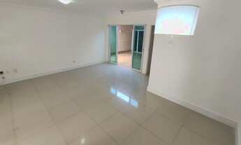 Imagem 5: Casa de condomínio para venda possui 140 metros quadrados com 4 quartos