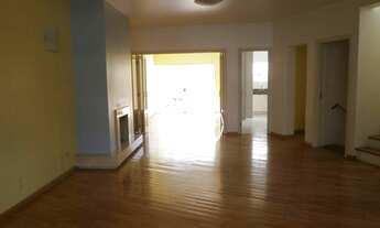 Imagem 7: Sobrado Ensolarado de Esquina com Guarita de Segurança na frente