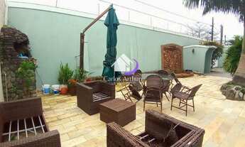 Imagem 5: Sobrado para venda possui 274 metros quadrados com 5 quartos em Suarão - Itanhaém - SP