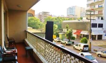 Imagem 3: Vendo apartamento de três dormitórios, na Frederico Link, Bairro Moinhos de Vento em Porto