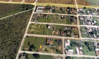 Imagem 3: Lote jardim cascata na terra escorrido para a rua