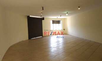 Imagem 3: Barracão em esquina movimentada no Água Branca