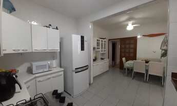 Imagem 7: Ponta Praia, 50 m do mar, 137 m2 uteis, Frente, 3 dorms, Suite, Copa/Cozinha, Dep. emprega