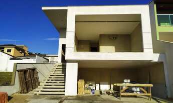 Imagem: Casa no condomínio vale dos cristais para