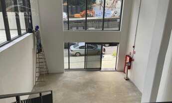 Imagem: Linda loja em Ponto Nobre